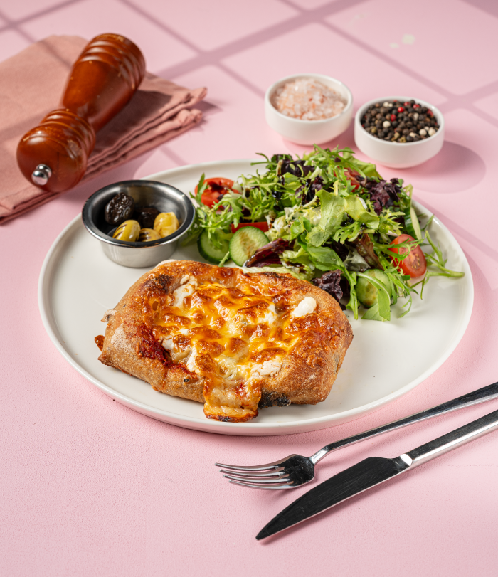 Ciabata Pizza ( Közlenmiş Patlıcan - Çerkes Peyniri )